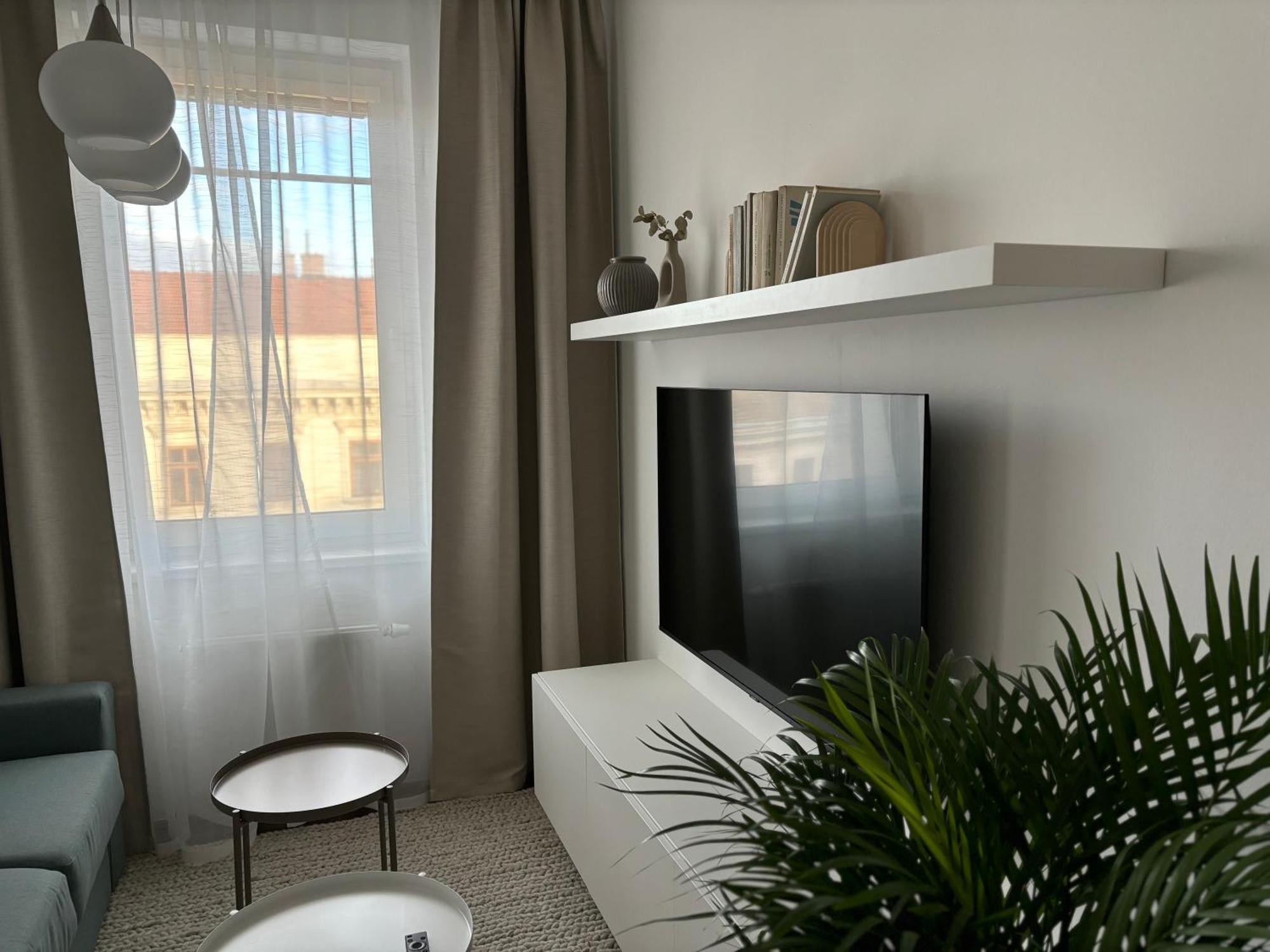 Urban By Homester